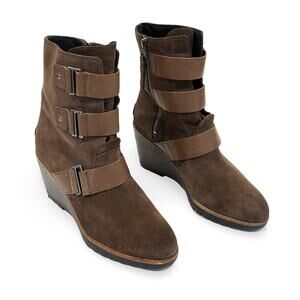 Sorel Brown Ankle Boots with Straps